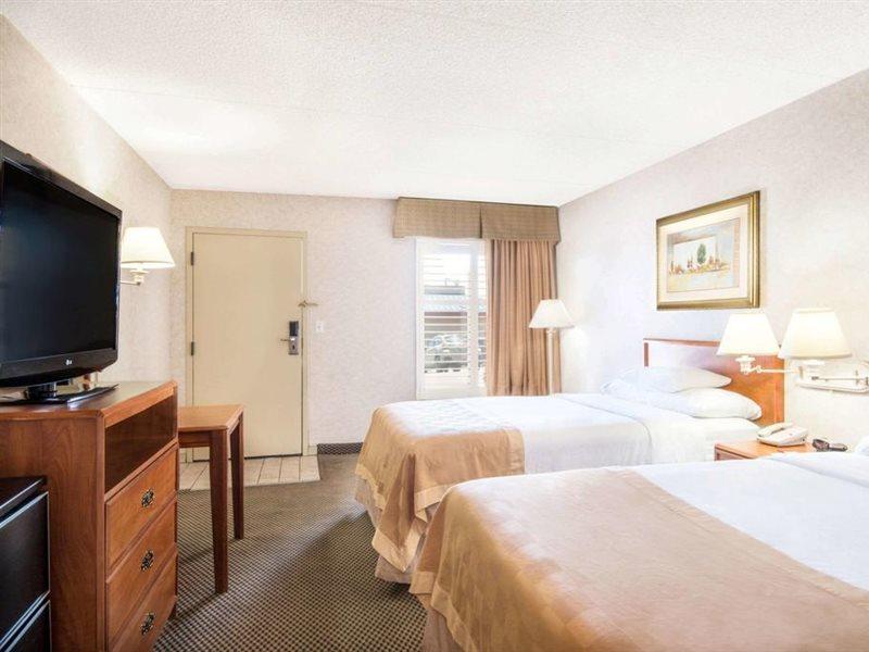 Travelodge By Wyndham Пуэбло Экстерьер фото